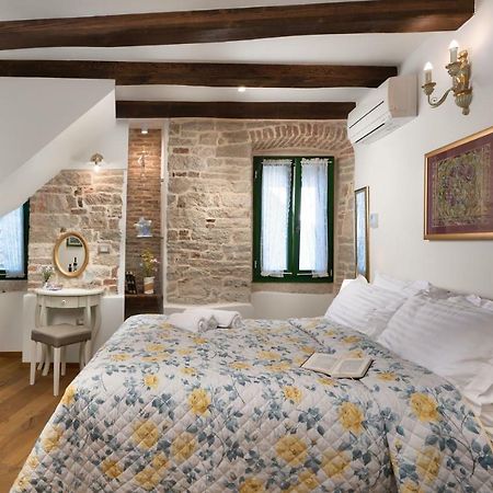 Appartamento Monterosso Old Town Rovigno Esterno foto