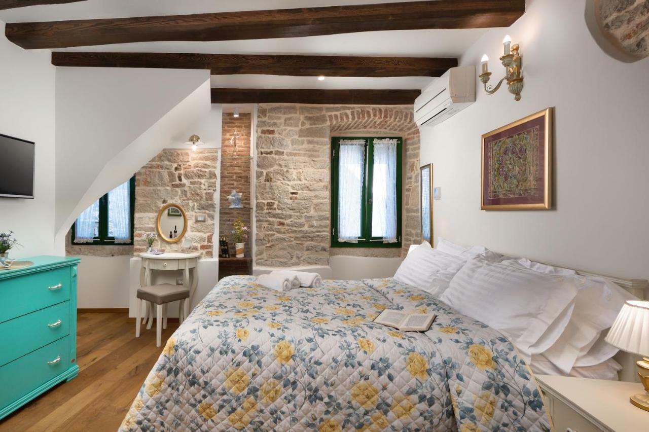 Appartamento Monterosso Old Town Rovigno Esterno foto